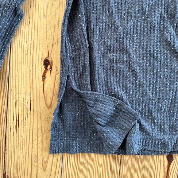 Old Navy button front oversized sweater size M - Picture 3 of 4